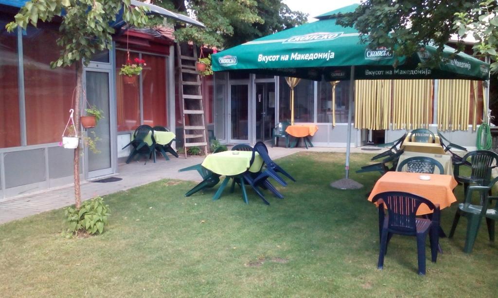 Motel Le Village Skopje Exterior foto